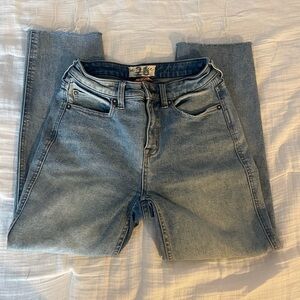 Free People curvy denim jeans 004